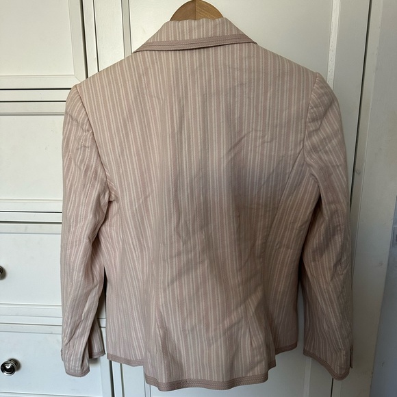 Express Jacket - Picture 2 of 2